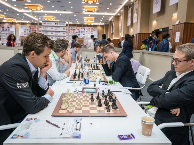 2 NOIEMBRIE – Chișinăul de azi