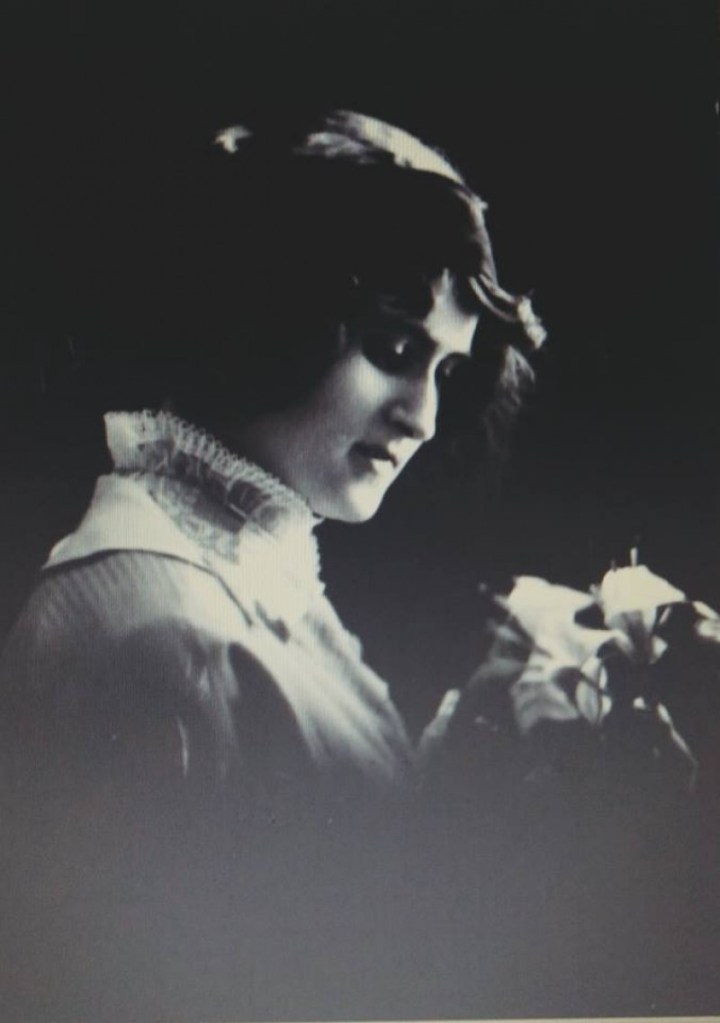 Ana Negrescu: Ultima directoare a Liceului „Regina Maria”