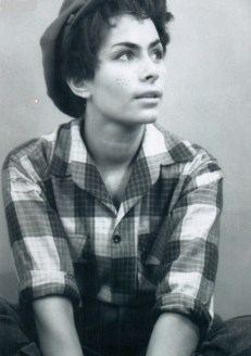 Imagine din spectacolul Copiii si merele