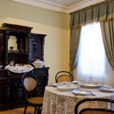 Casa Memorială „Alexei Şciusev” şi-a redeschis uşile pentru public