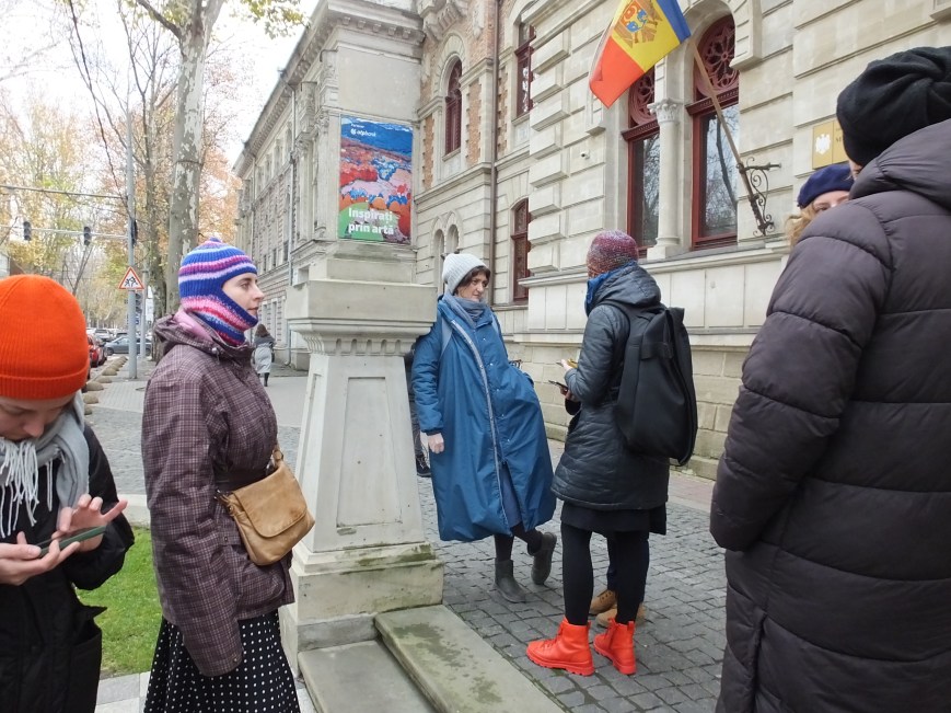 Prin Chișinău, pe urmele poeților AntiBabylon